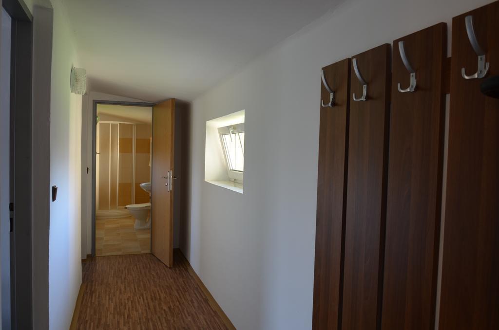Studia a apartmány U Karla Turnov Kültér fotó