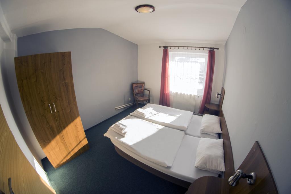 Studia a apartmány U Karla Turnov Kültér fotó