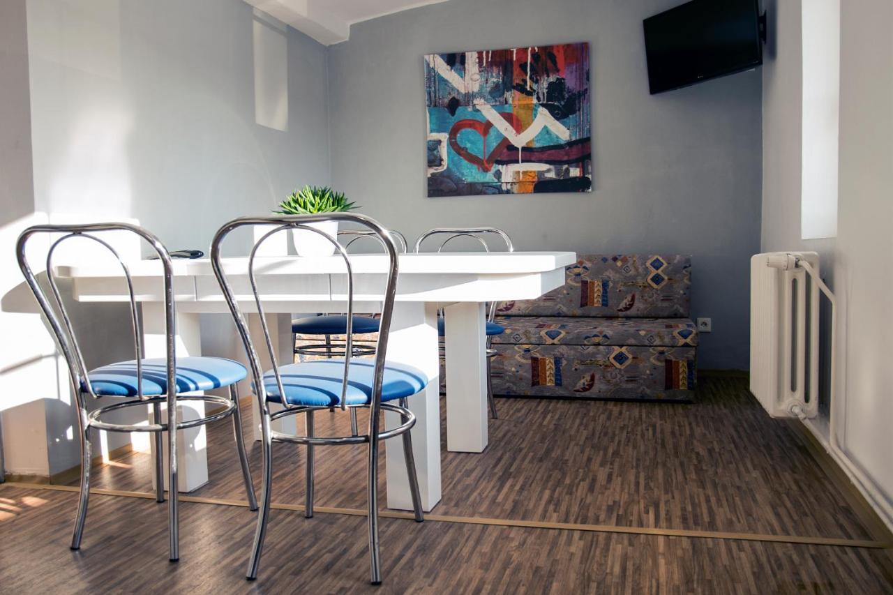 Studia a apartmány U Karla Turnov Kültér fotó