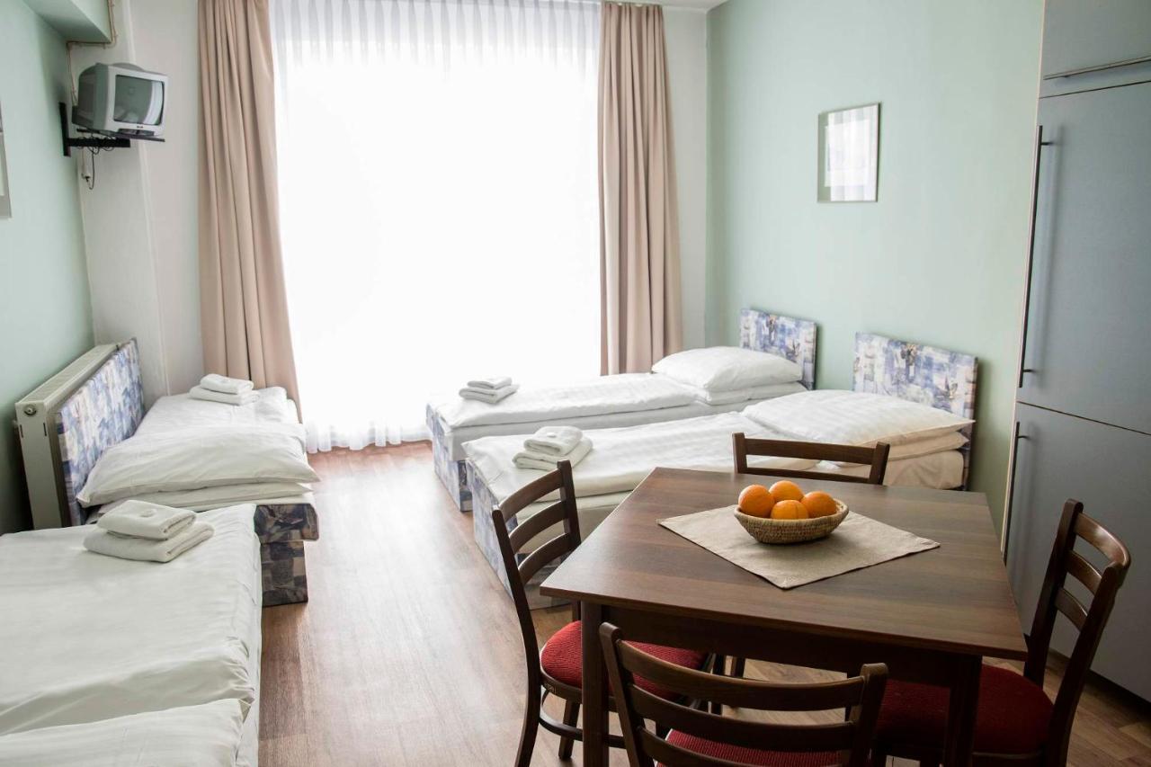 Studia a apartmány U Karla Turnov Kültér fotó